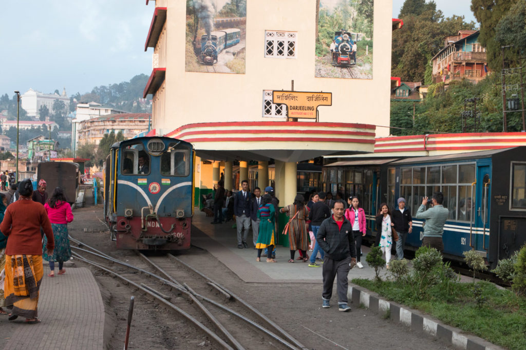 Darjeeling train historique Regard sur le monde par la photo
